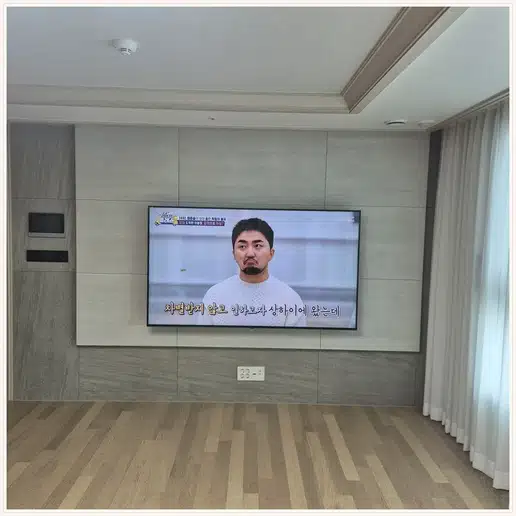 청라하우스토리커낼뷰 벽걸이TV 설치 상담 참고 이미지 첫 번째
