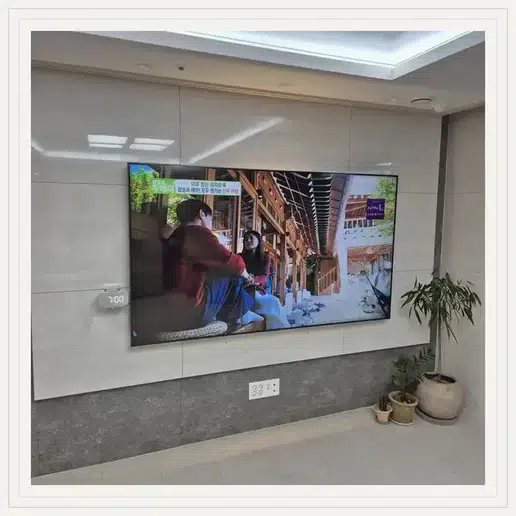 벽걸이TV 설치 참고 이미지 14-30 두 번째 사진