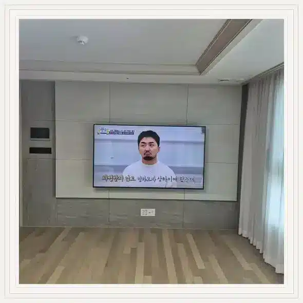벽걸이TV 설치 참고 이미지 14-54 두 번째 사진